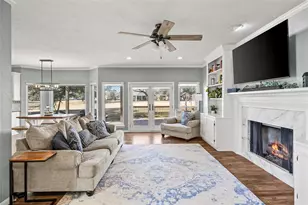 106 Golfview Dr, Montgomery, TX 77356 - Photo 7