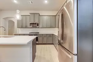 9884 Preserve Wy, Conroe, TX 77385 - Photo 11