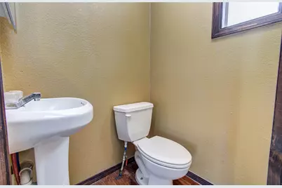 663 Road 5252, Cleveland, TX 77327 - Photo 11