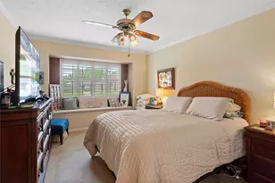 102 Parliament Dr, Houston, TX 77034 - Photo 19