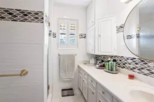 102 Parliament Dr, Houston, TX 77034 - Photo 15