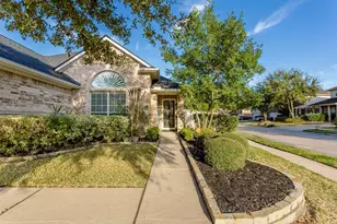 10002 Deer Track Ct, Houston, TX 77064 - Photo 1
