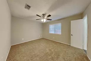 26 Pinewood Forest Ct, The Woodlands, TX 77381 - Photo 9