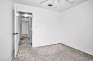 9541 Clanton St, Houston, TX 77080 - Photo 33