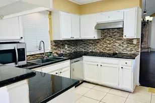 11714 Spring Grove Dr, Houston, TX 77099 - Photo 13