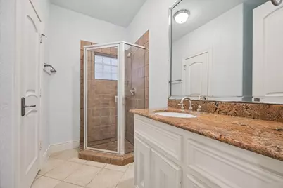2128 Harold Street #A, Houston, TX 77098 - Photo 11