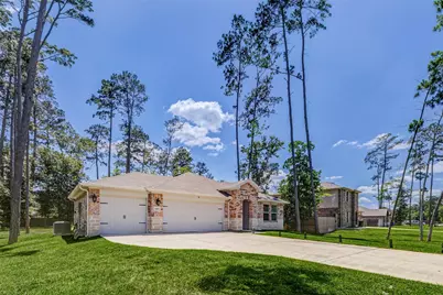2407 S Colosseum Court, New Caney, TX 77357 - Photo 3