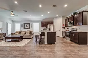 2407 S Colosseum Ct, New Caney, TX 77357 - Photo 5