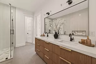 301 Vincent St, Houston, TX 77009 - Photo 21