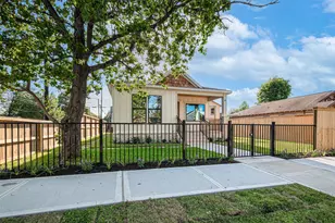 301 Vincent St, Houston, TX 77009 - Photo 37