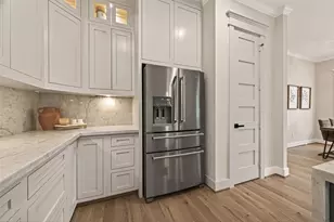 301 Vincent St, Houston, TX 77009 - Photo 11