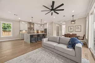 301 Vincent St, Houston, TX 77009 - Photo 17