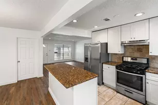 9005 Gabriel St, Houston, TX 77063 - Photo 5
