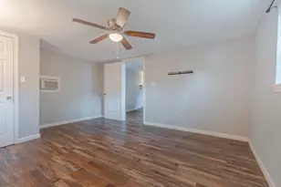 4206 Walker St, Houston, TX 77023 - Photo 35