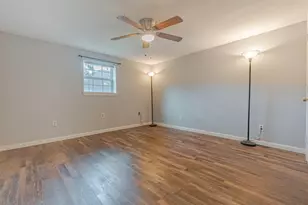 4206 Walker St, Houston, TX 77023 - Photo 33