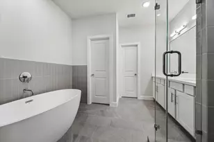 6336 Paddington Bnd Dr, Houston, TX 77008 - Photo 15