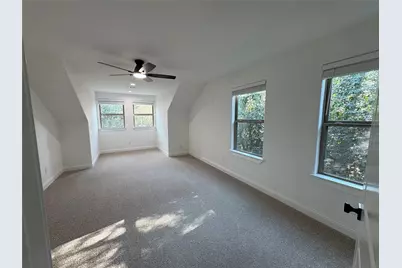109 Cove Point, Conroe, TX 77356 - Photo 23