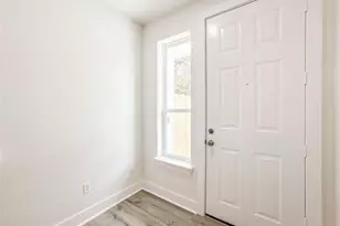 11514 Courtshire Rd, Houston, TX 77076 - Photo 5