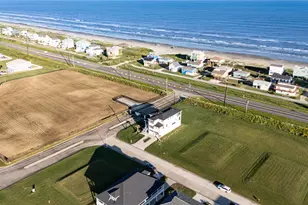 21201 Scissor Tail Ln, Galveston, TX 77554 - Photo 49