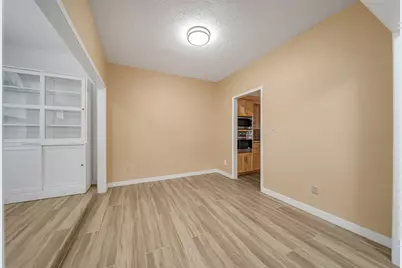 10732 Briar Forest Drive #37, Houston, TX 77042 - Photo 5