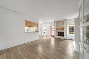 10732 Briar Forest Dr, Houston, TX 77042 - Photo 9