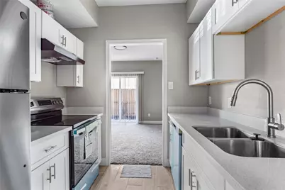 9707 Richmond Avenue #73, Houston, TX 77042 - Photo 5