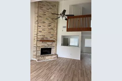 8219 Furlong Lane, Houston, TX 77071 - Photo 3