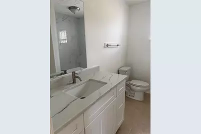 8219 Furlong Lane, Houston, TX 77071 - Photo 15