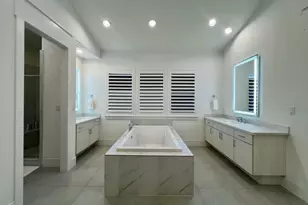 9811 Mocking Bird Hill Ln, Houston, TX 77080 - Photo 19