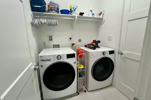 9811 Mocking Bird Hill Ln, Houston, TX 77080 - Photo 33