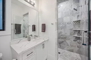 2215 Driscoll St, Houston, TX 77019 - Photo 25