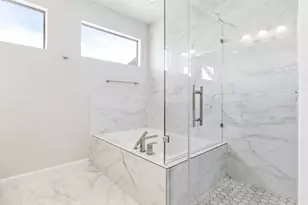 2811 Clay St, Houston, TX 77003 - Photo 17