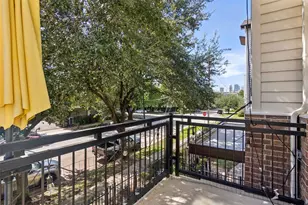 2811 Clay St, Houston, TX 77003 - Photo 9