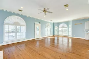 8407 Teichman Rd, Galveston, TX 77554 - Photo 11