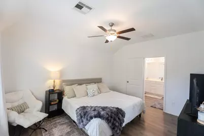 650 Harbor Colony Lane, La Marque, TX 77568 - Photo 17