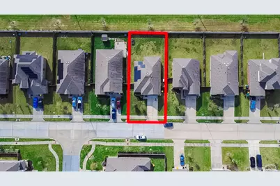 650 Harbor Colony Lane, La Marque, TX 77568 - Photo 5