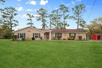 203 N Bayou Bend, Baytown, TX 77521 - Photo 3