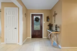 203 N Bayou Bend, Baytown, TX 77521 - Photo 11