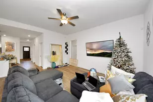 9447 Klein Ln, Houston, TX 77044 - Photo 9