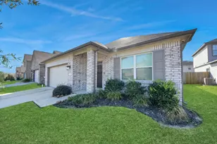 9447 Klein Ln, Houston, TX 77044 - Photo 3