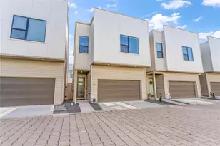 4705 Thornton Grove, Houston, TX 77018 - Photo 3