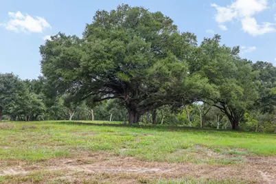 1916 Cr 201, Weimar, TX 78962 - Photo 13