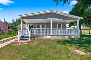 2217 10th St, Galena Park, TX 77547 - Photo 1