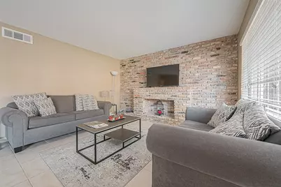 2101 Fountain View Drive #19, Houston, TX 77057 - Photo 5