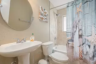 2101 Fountain View Dr, Houston, TX 77057 - Photo 25