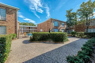 2101 Fountain View Dr, Houston, TX 77057 - Photo 27