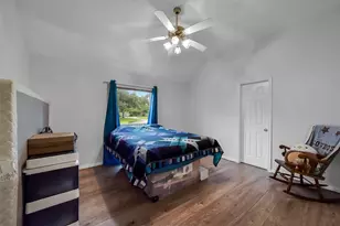 205 Trail Bend Ln, Friendswood, TX 77546 - Photo 17