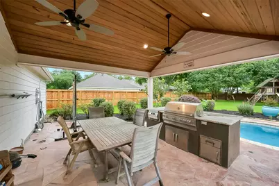 205 Trail Bend Lane, Friendswood, TX 77546 - Photo 31