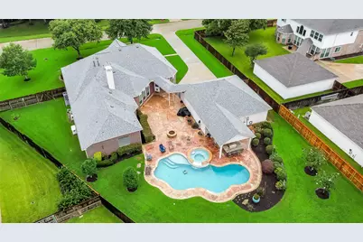 205 Trail Bend Lane, Friendswood, TX 77546 - Photo 1