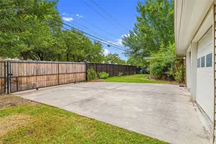4002 Merrick St, Houston, TX 77025 - Photo 19